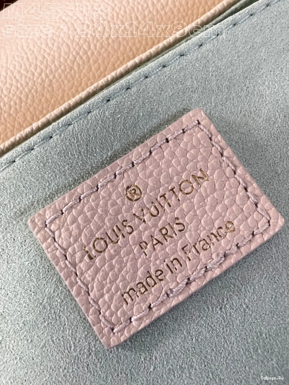 LOUIS VUITTON FAVORITE-24-14-9cm 0328